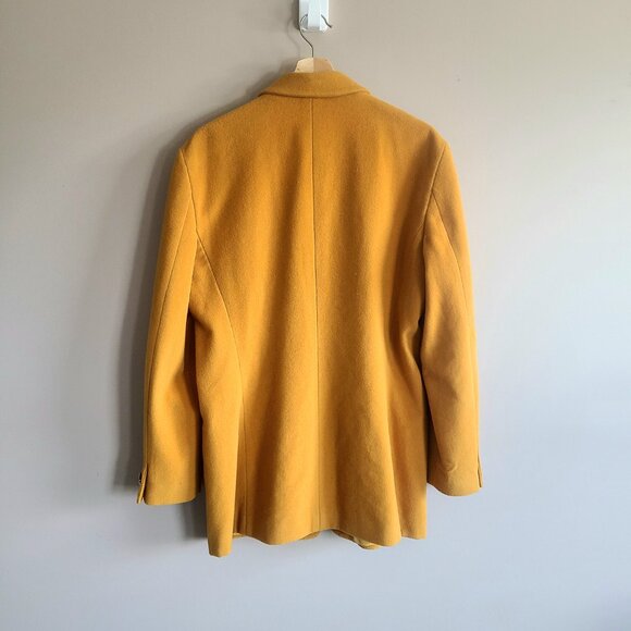 Vintage 1992 Cento x Cento by Iceberg virgin wool made in Italy yellow blazer. - Picture 4 of 16